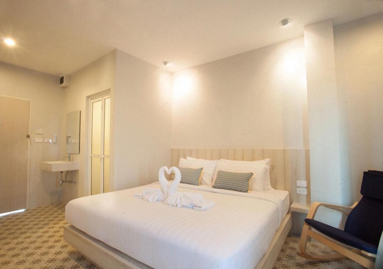 Nature Pine Phuket เนเชอร์ไพน์ภูเก็ต Rawai Eksteriør bilde